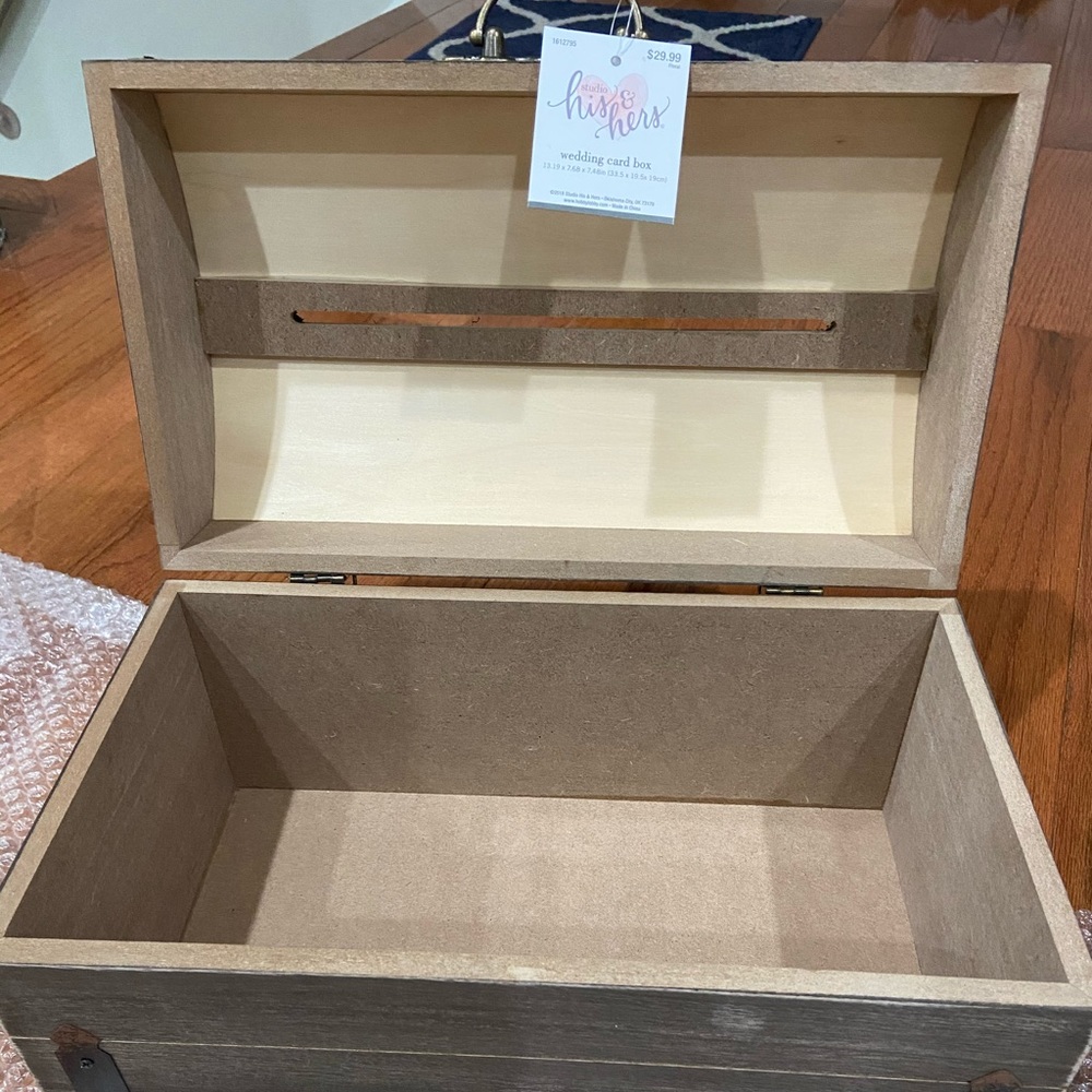 Rustic Card Box - Picture 2 of 3